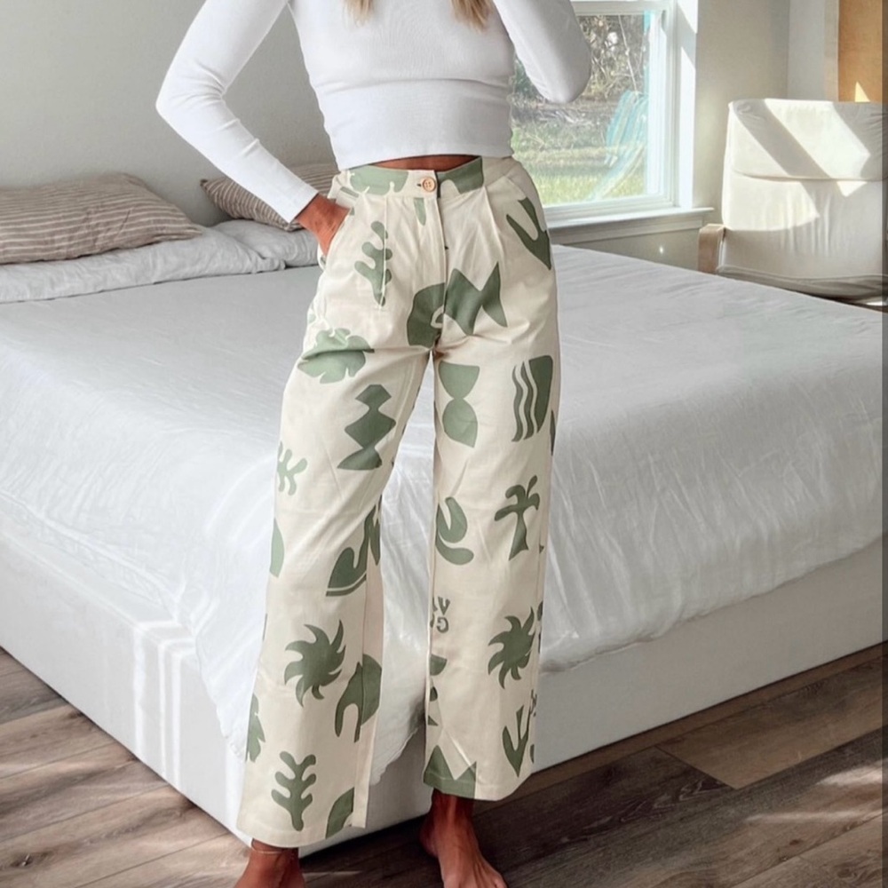 Green Patterned Women's ByBillie Pants